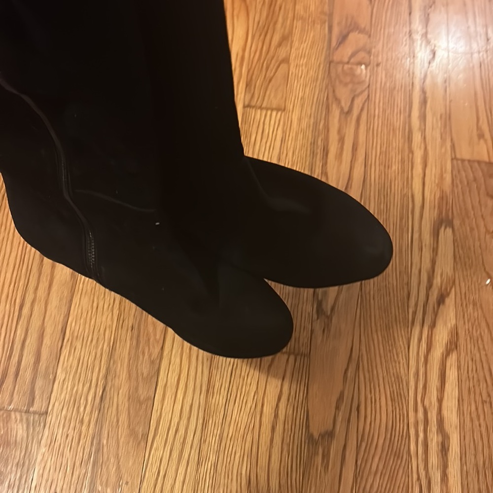 Sz 8 Christian Louboutine Mid Calf Suede Boots - Picture 6 of 6